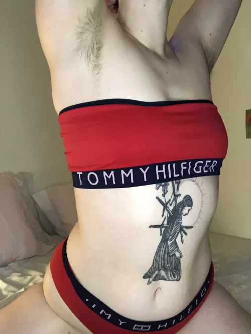 tomboy all grown up… n hairy :-)