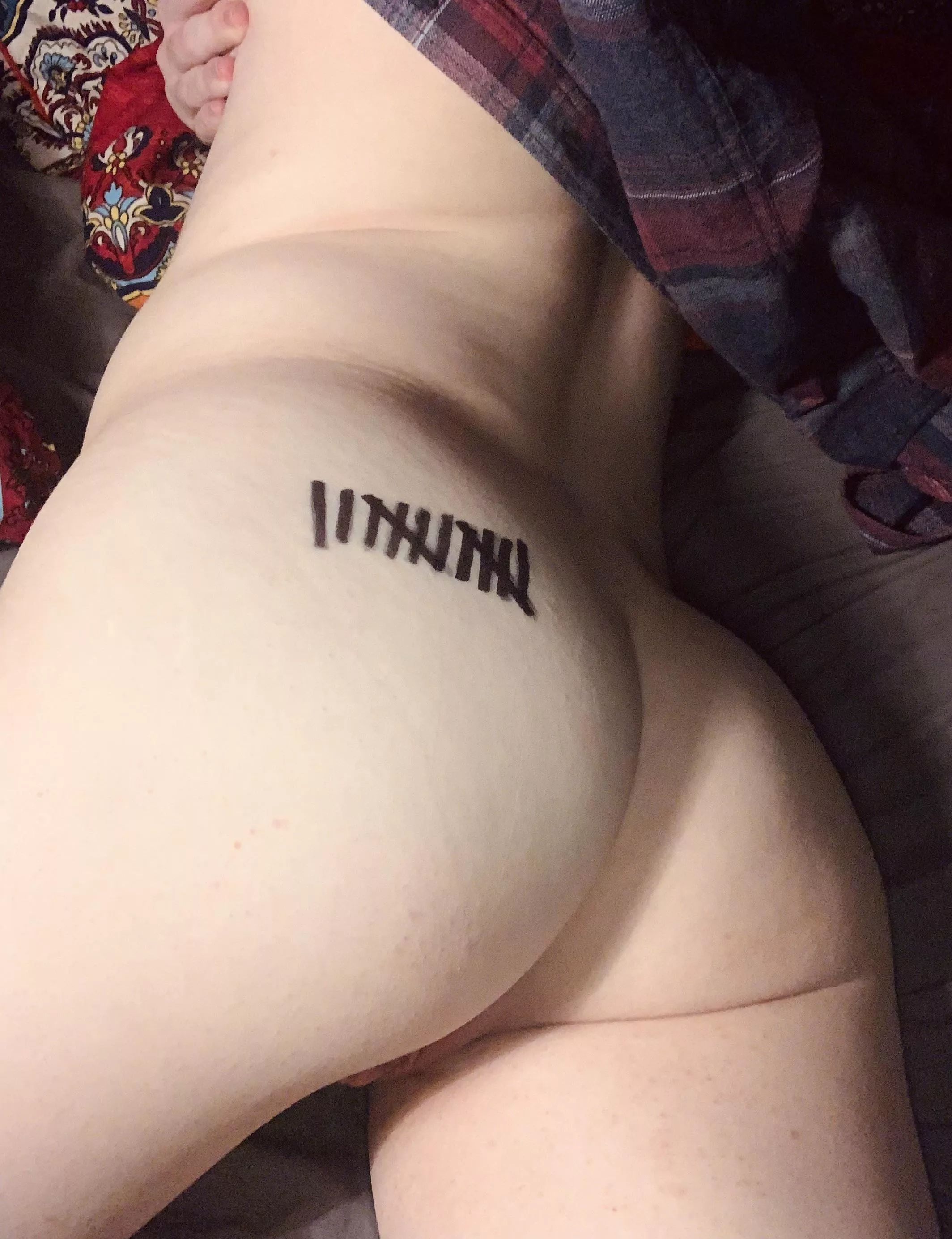 Tonight was the first time we tallied my orgasms 🖤💦