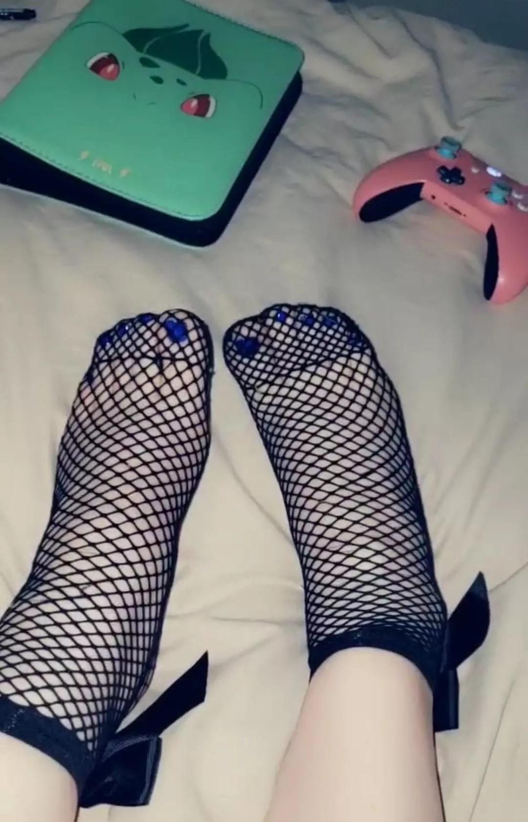 Too beautiful to tear off 🥀