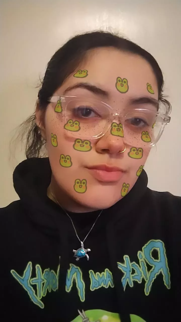 took a shower and i feel way better! 🥰🥺