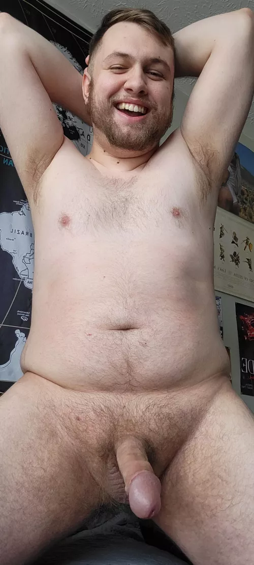 Took lots of hot pics today with my new haircut! Check out my profile for more! 😏