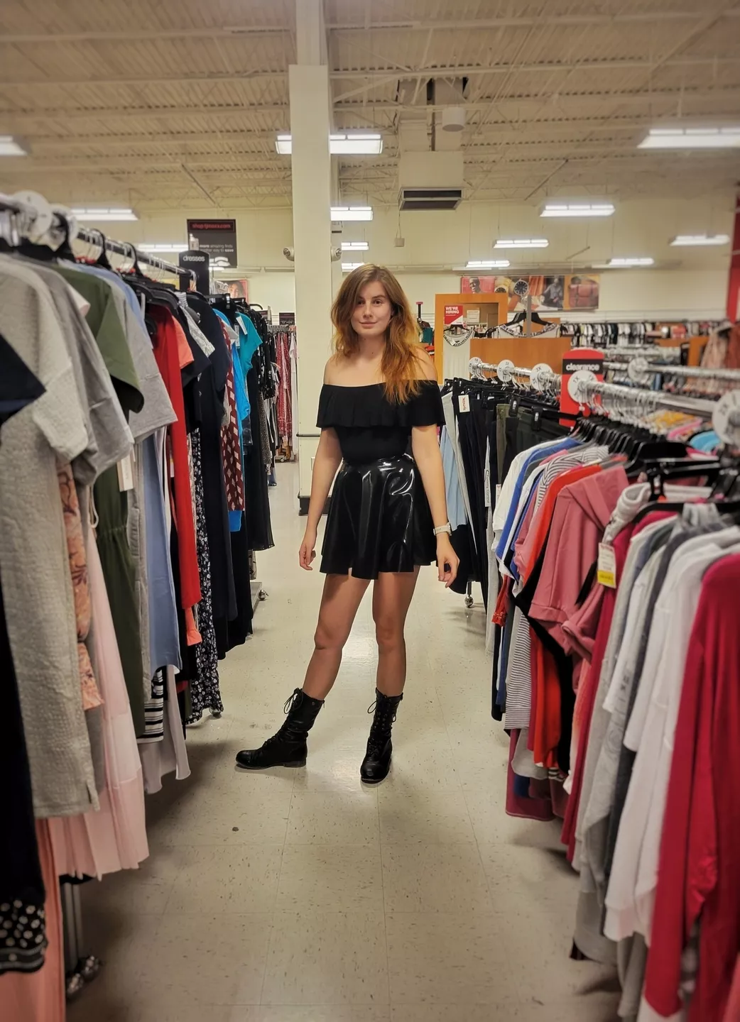 Took my latex out for once! Just a day of normal clothes shopping, hoping to find stuff to pair with latex! Took my latex out for once! Just a day of normal clothes shopping, hoping to find stuff to pair with latex!