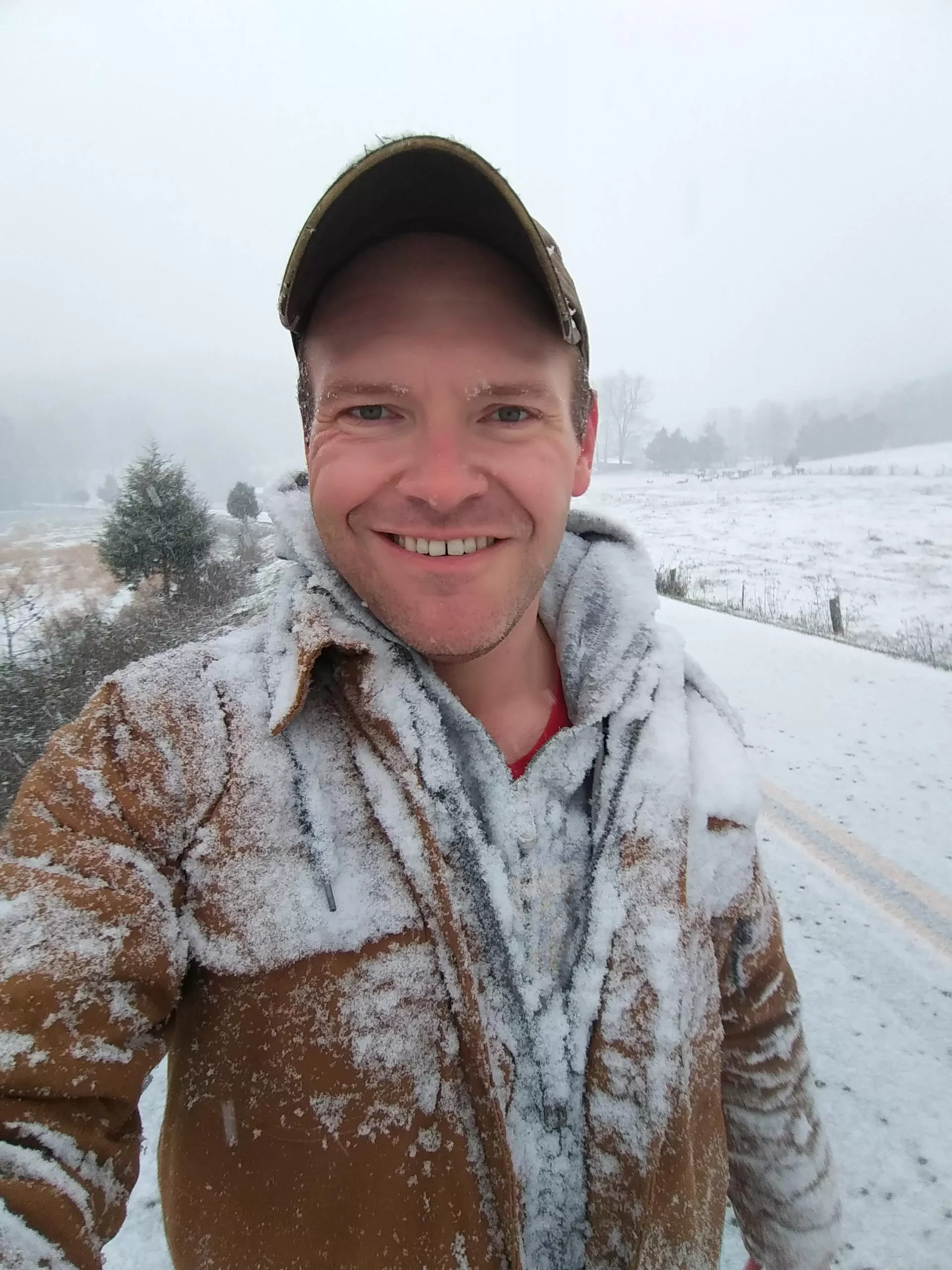 Took my walk this morning a little too late. I wanted to beat the snow but that didn't happen. Oh, well. It was pretty fun. Took my walk this morning a little too late. I wanted to beat the snow but that didn't happen. Oh, well. It was pretty fun.