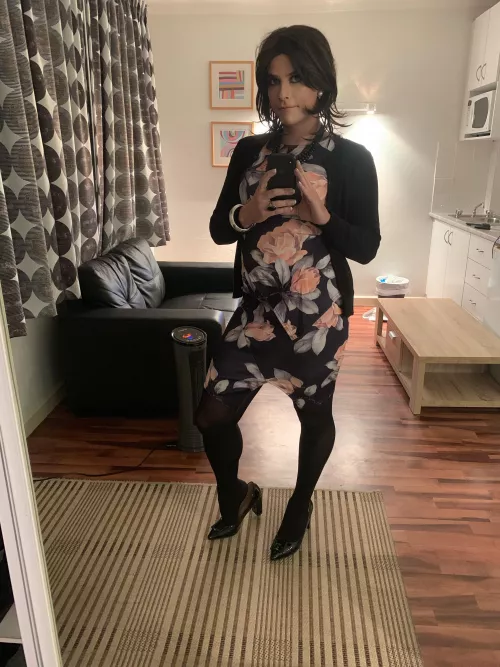 Took this selfie right before my man came round to fuck me on camera....