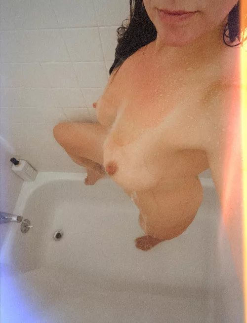 Touching myself in a hot shower is only making me crave you more π