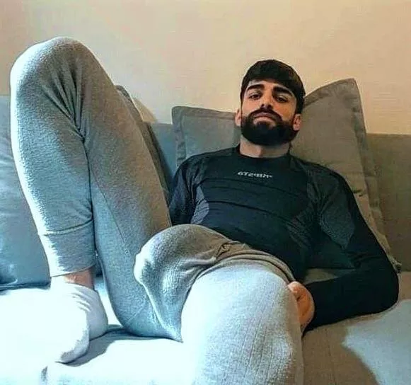 “Trackie bulge” …