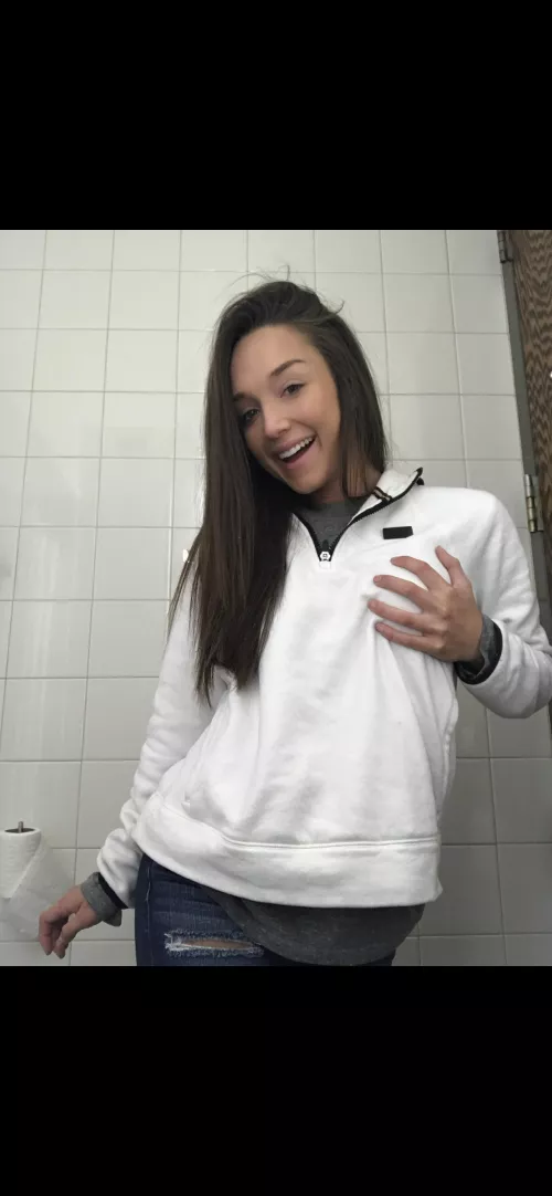 Trading my College Girlfriend - Kik - Cumdumpkaitlyn / snap jewishfruitcake