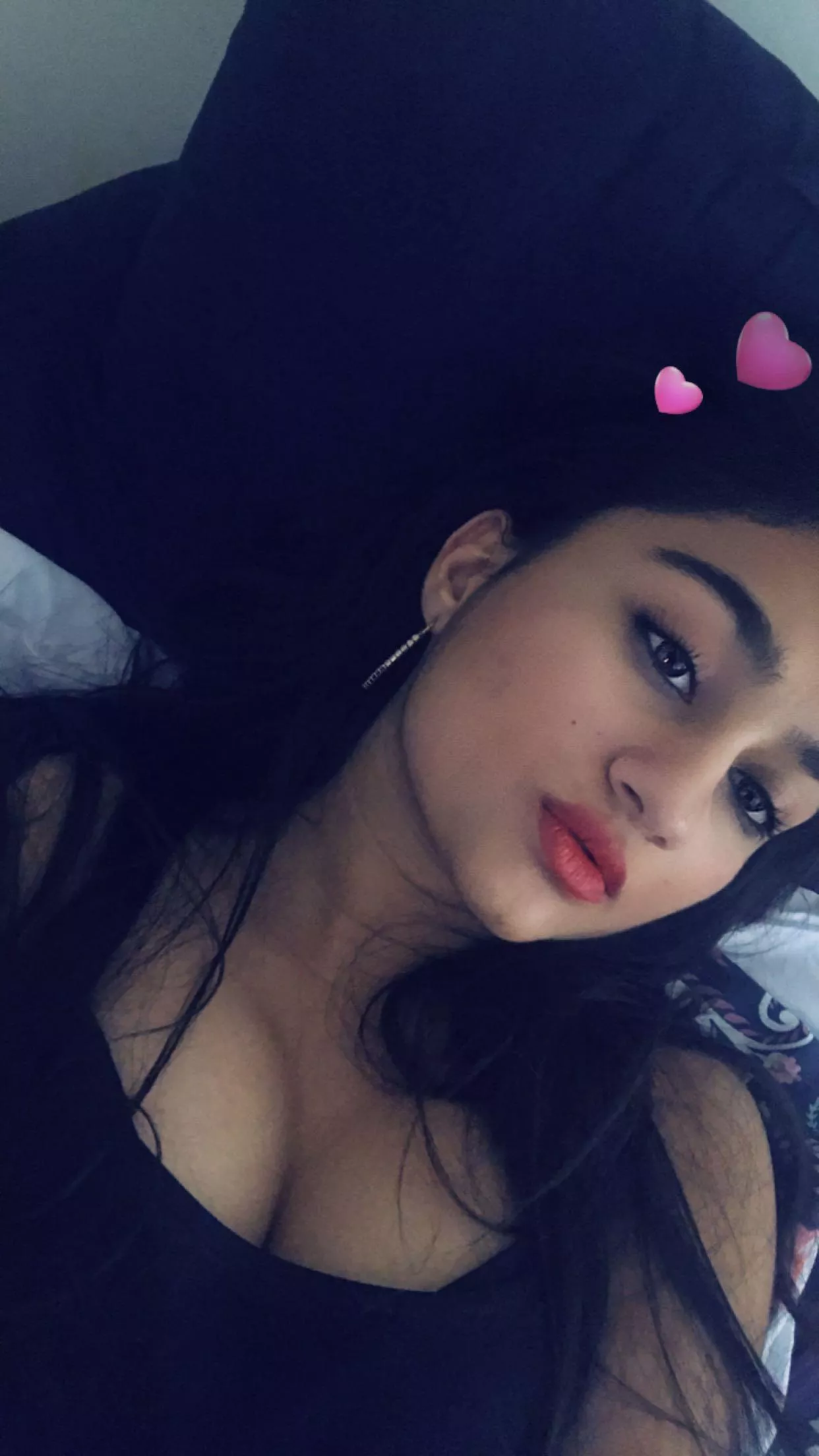 Tribute my girlfriend please.