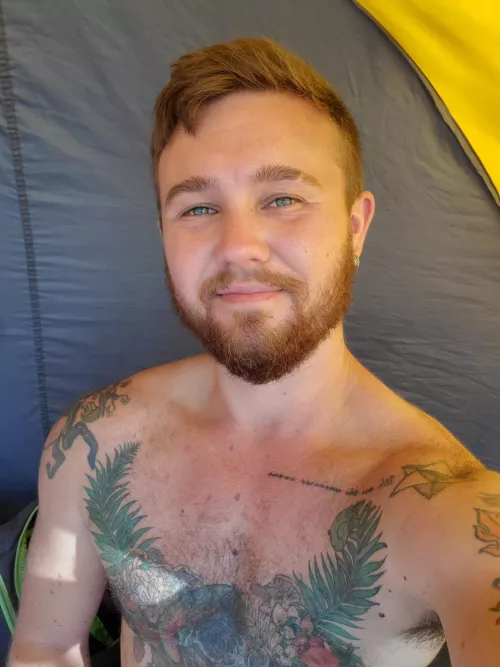 trimmed my beard shorter and I'm loving it, happy friday yall! π¦¦π