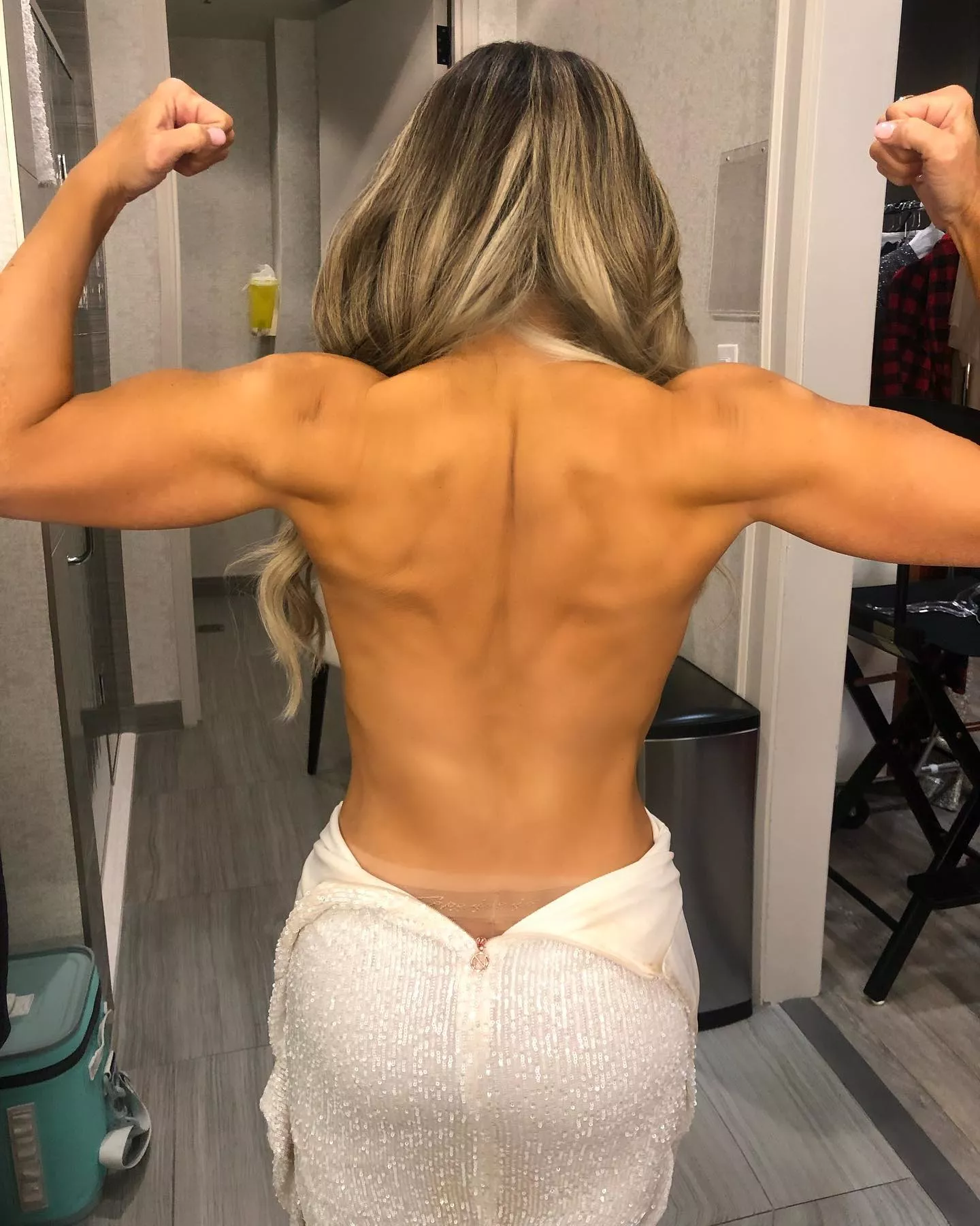 Trish Stratus' sexy back