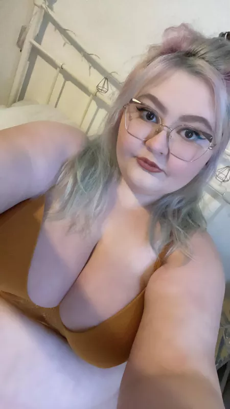 Try to guess where my piercings areππ