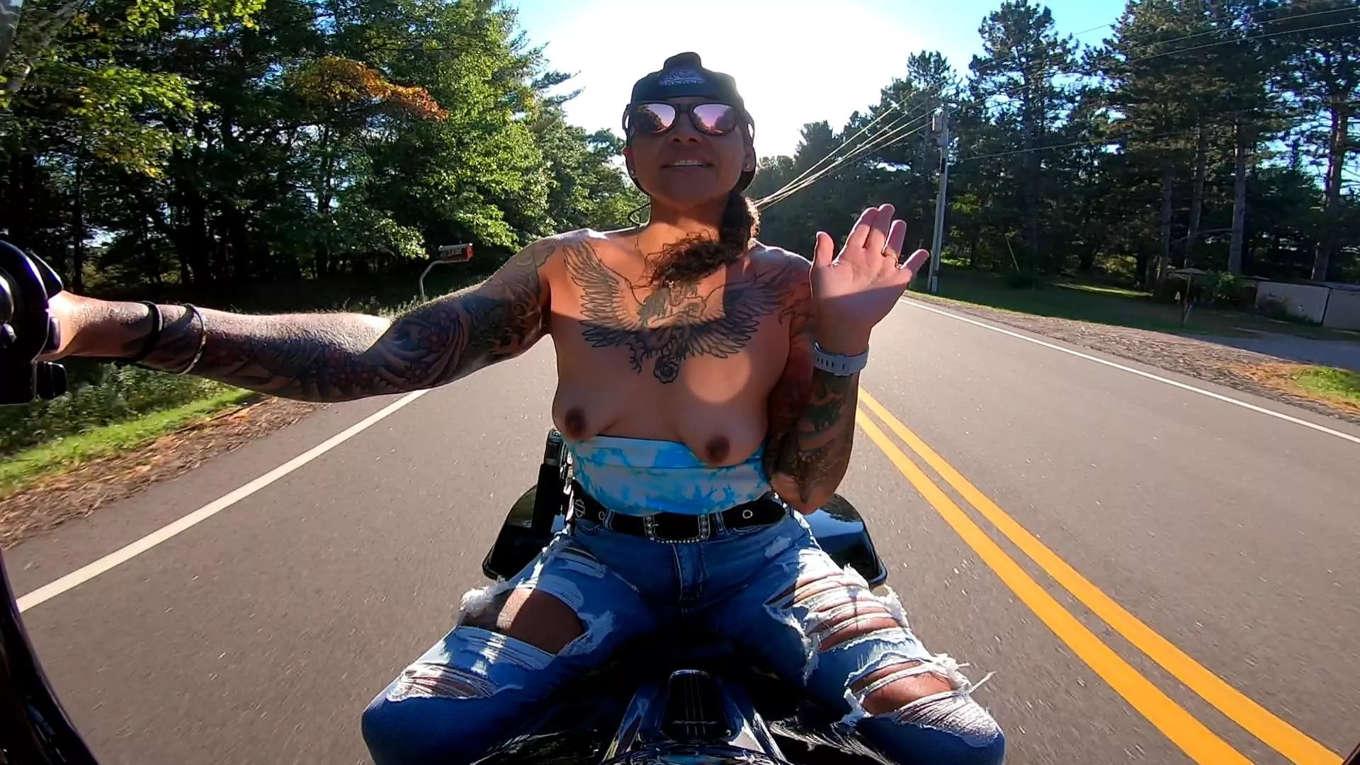 Trying hard to get your attention [F]42...