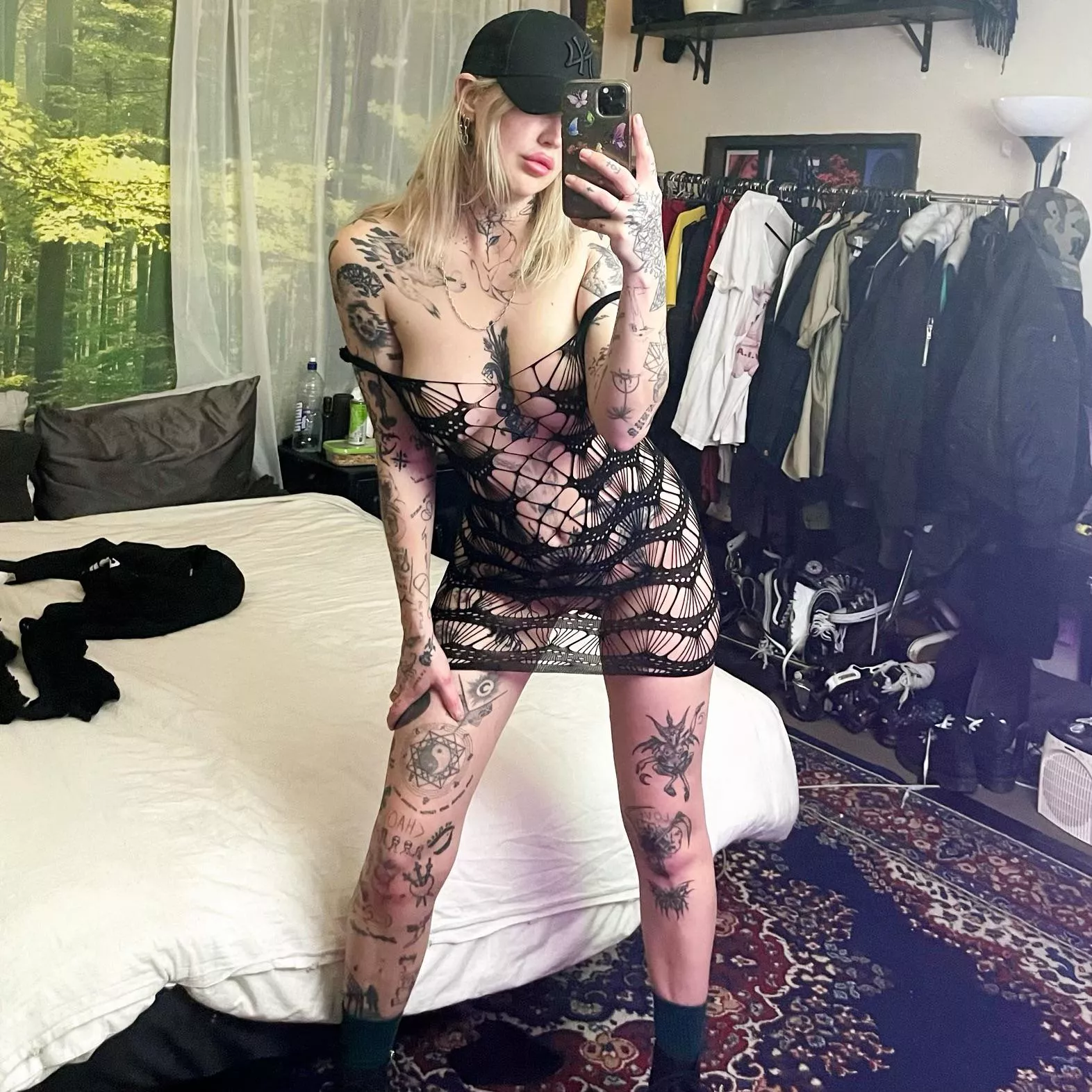 Trying on some outfits 😈 Trying on some outfits 😈