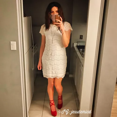 Trying to look pretty for you 😘