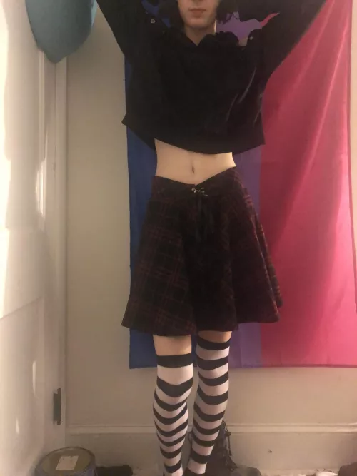 Tummy for femboy friday