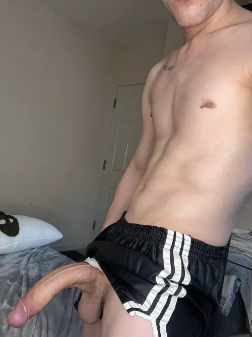 Turned 18 in January, care to take my virginity?