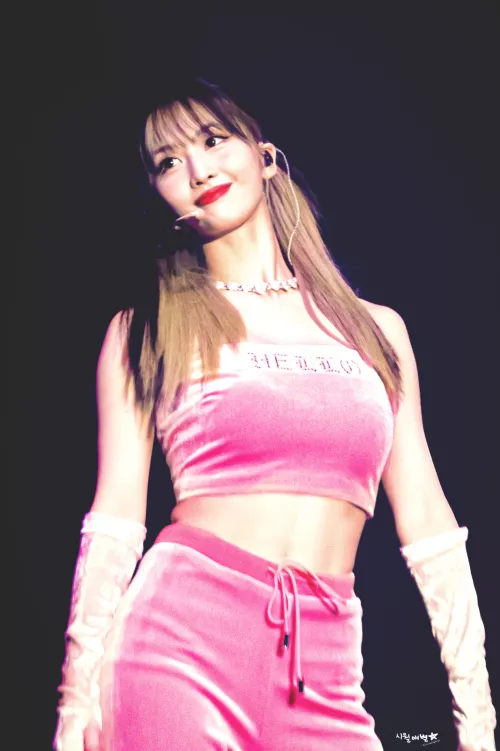 Twice - Momo