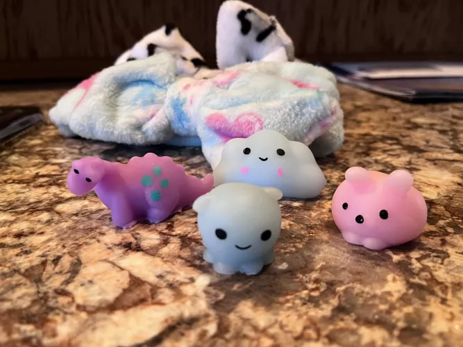 Ummm hi! I got new squishies today and wanted to share! …..Thanks.