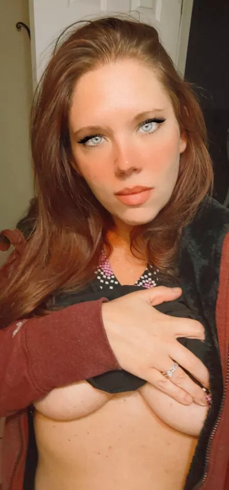 Under boob in my scrubs ππ