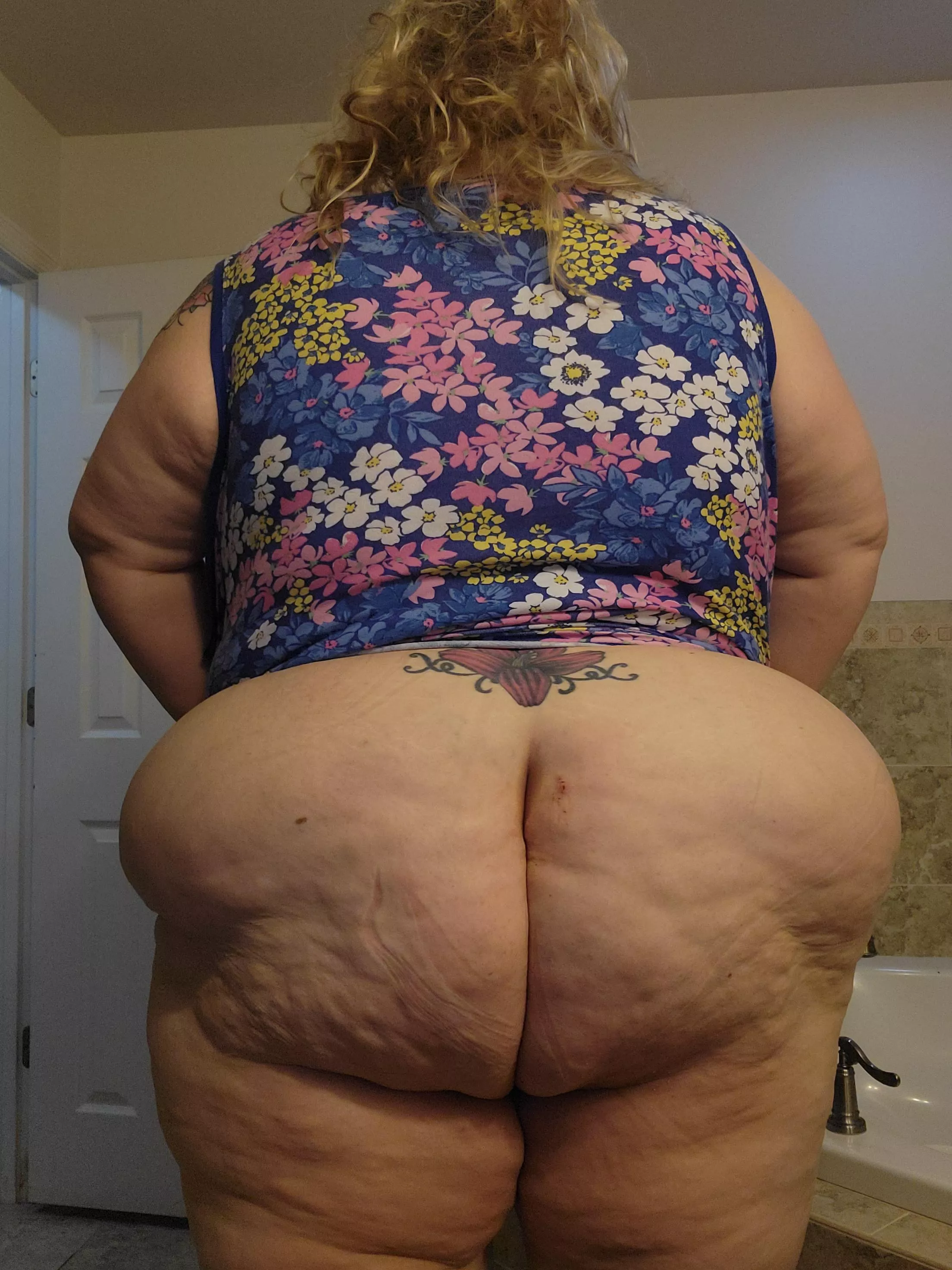 Unfiltered ass pick 1st thing in am with bed head and all as proof lol