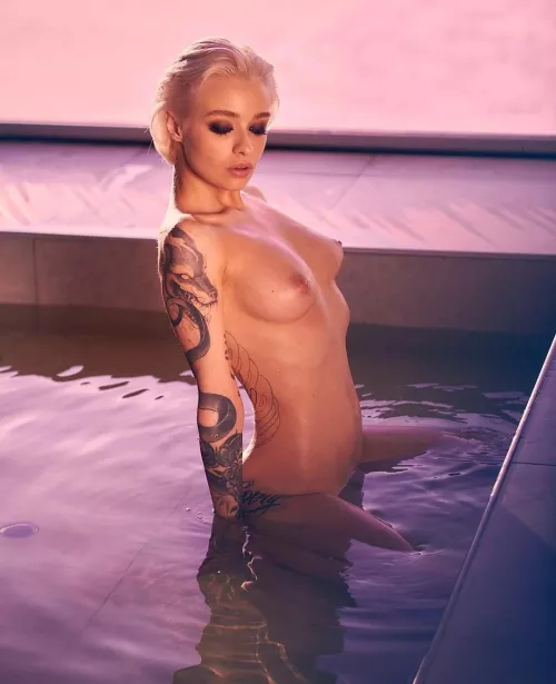 Unknown beauty