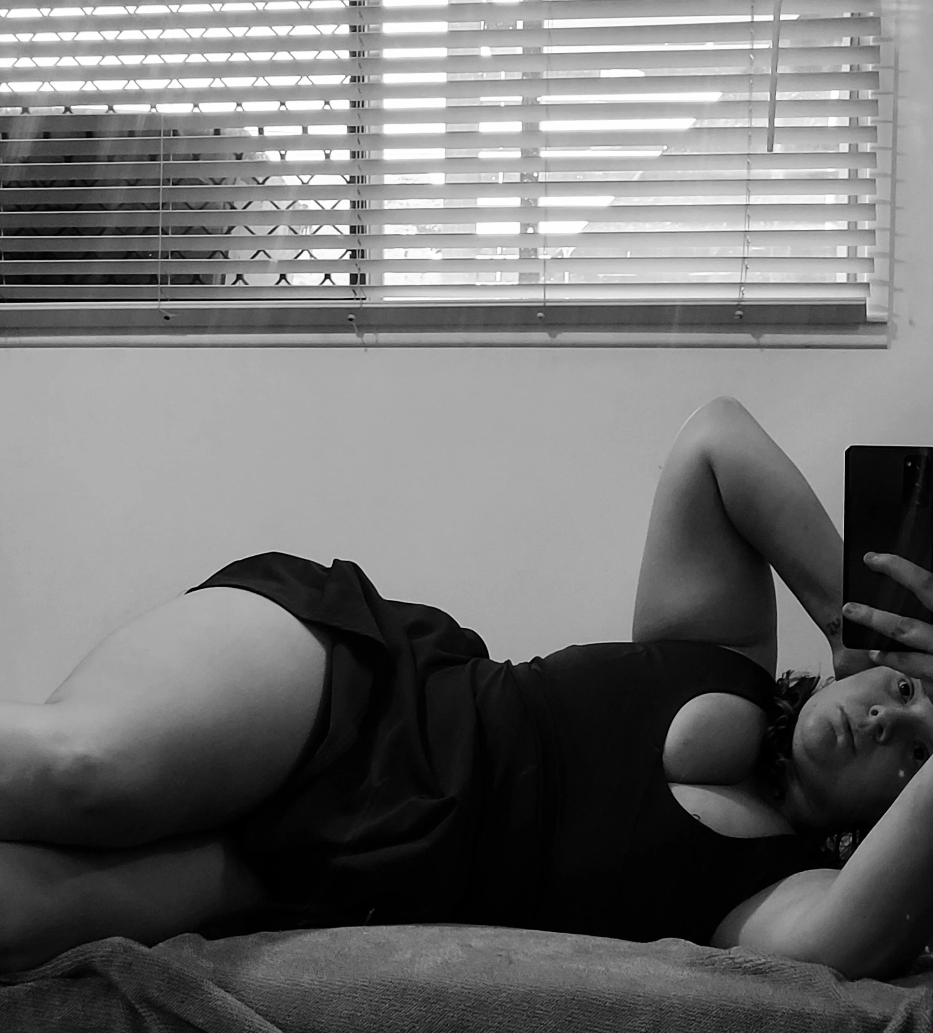 ^Up if you want my titties😈