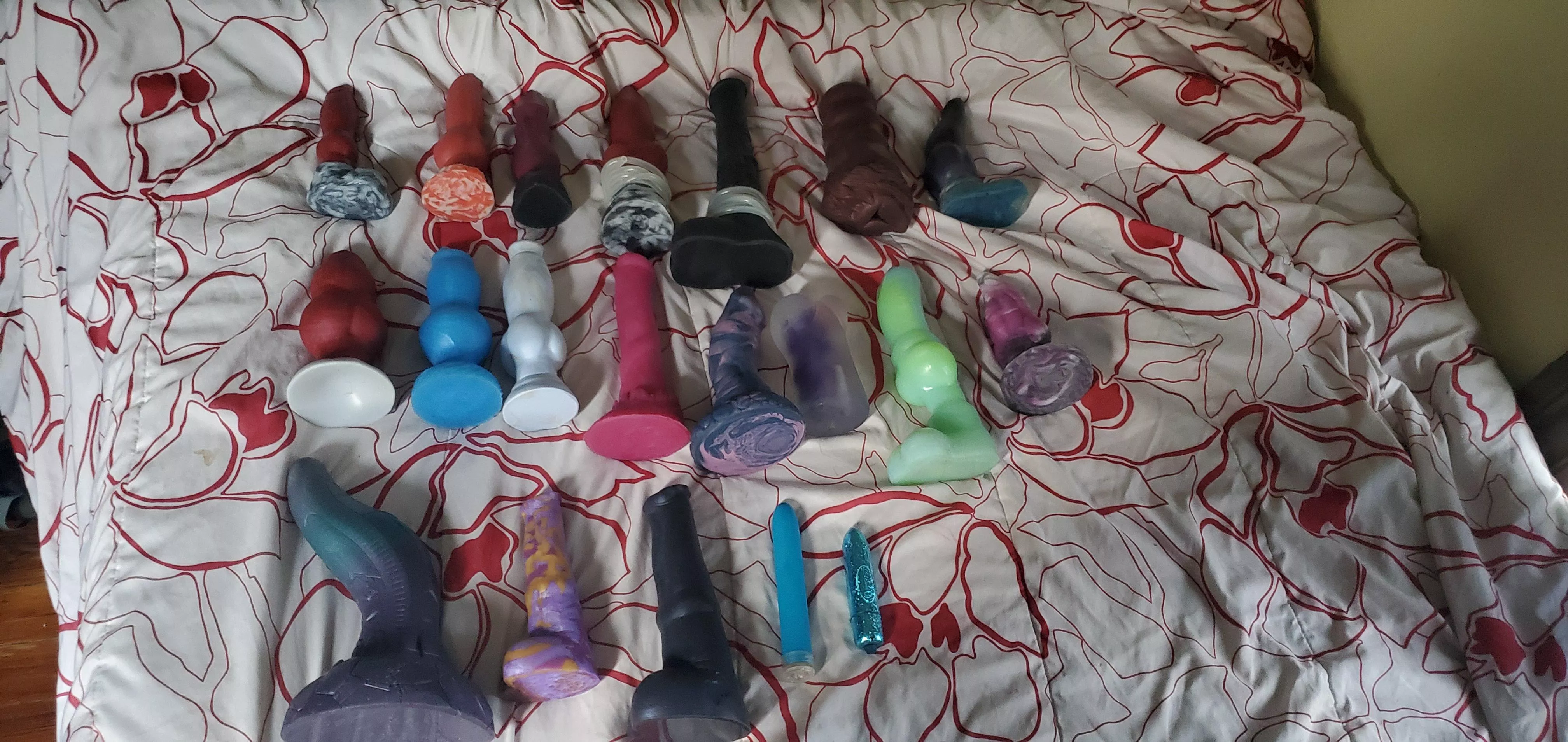 Updated Photo of the toy family looking great 😌😌