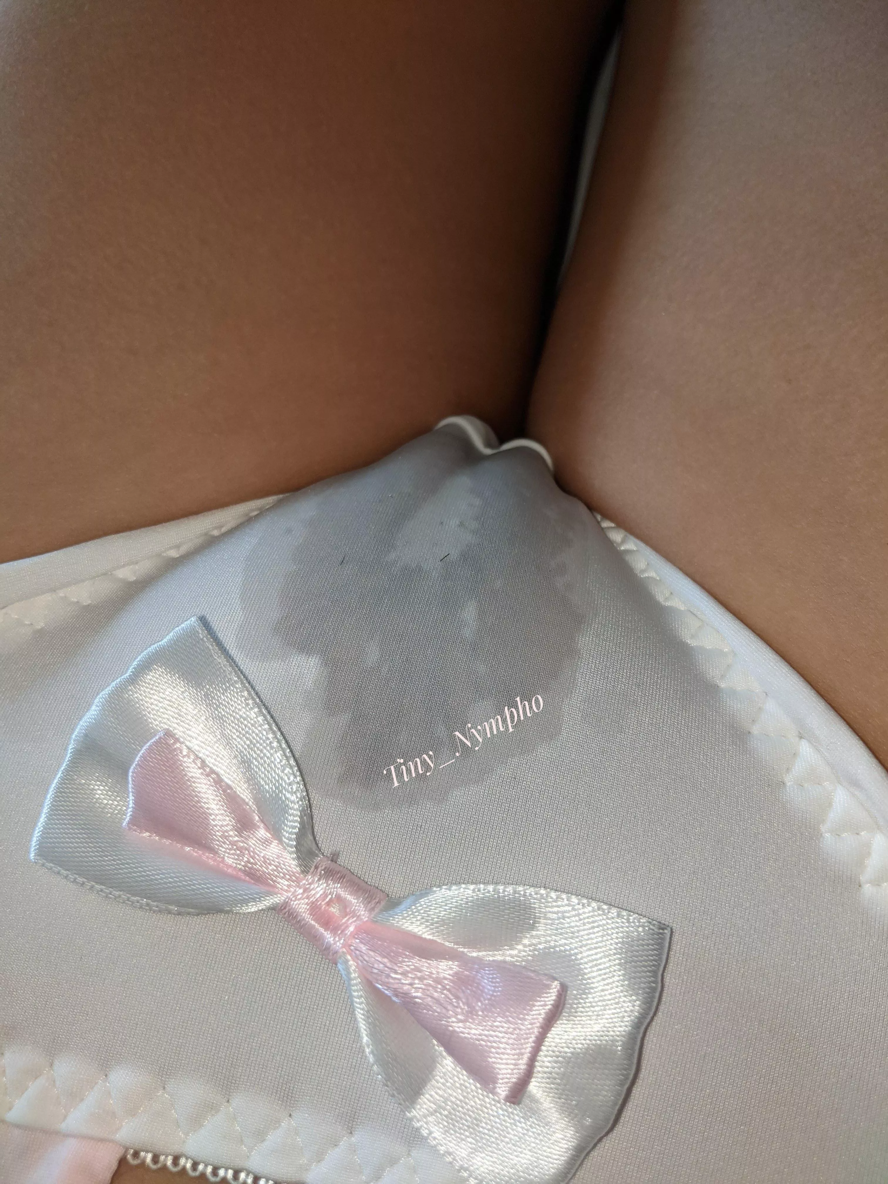 Ups I did it again💦💦🐰 wet fun sized😜