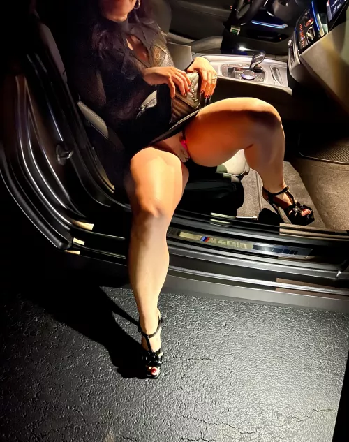 Upskirt [F]lash of the Lovense lush remote vibe -date night fun level 100!