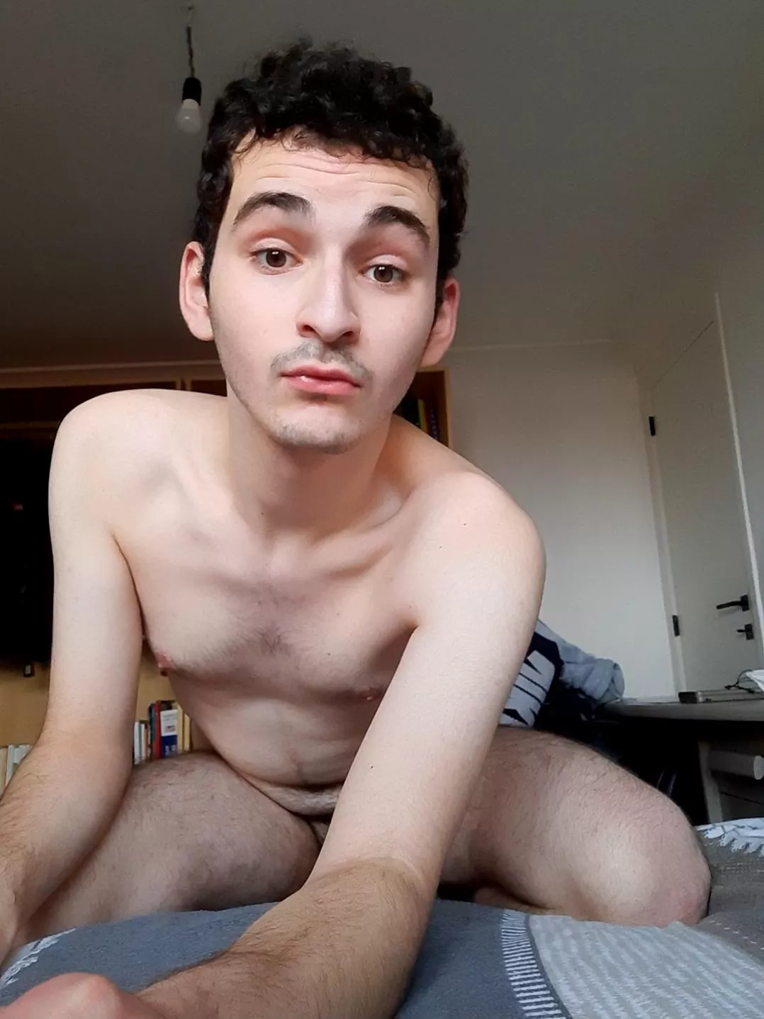 Upvote only if you'd suck my dick until I cum in your mouth 😈