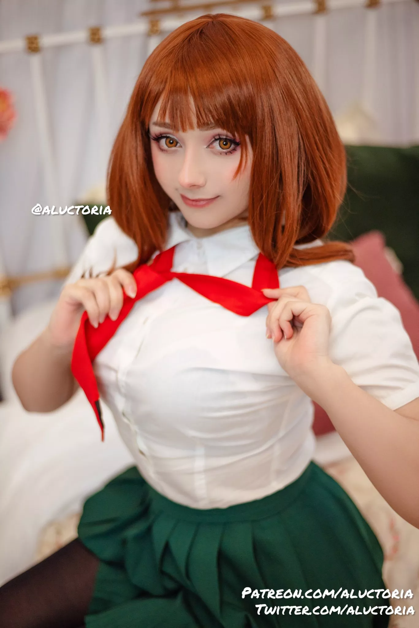 Uraraka Ochako cosplay by Aluctoria