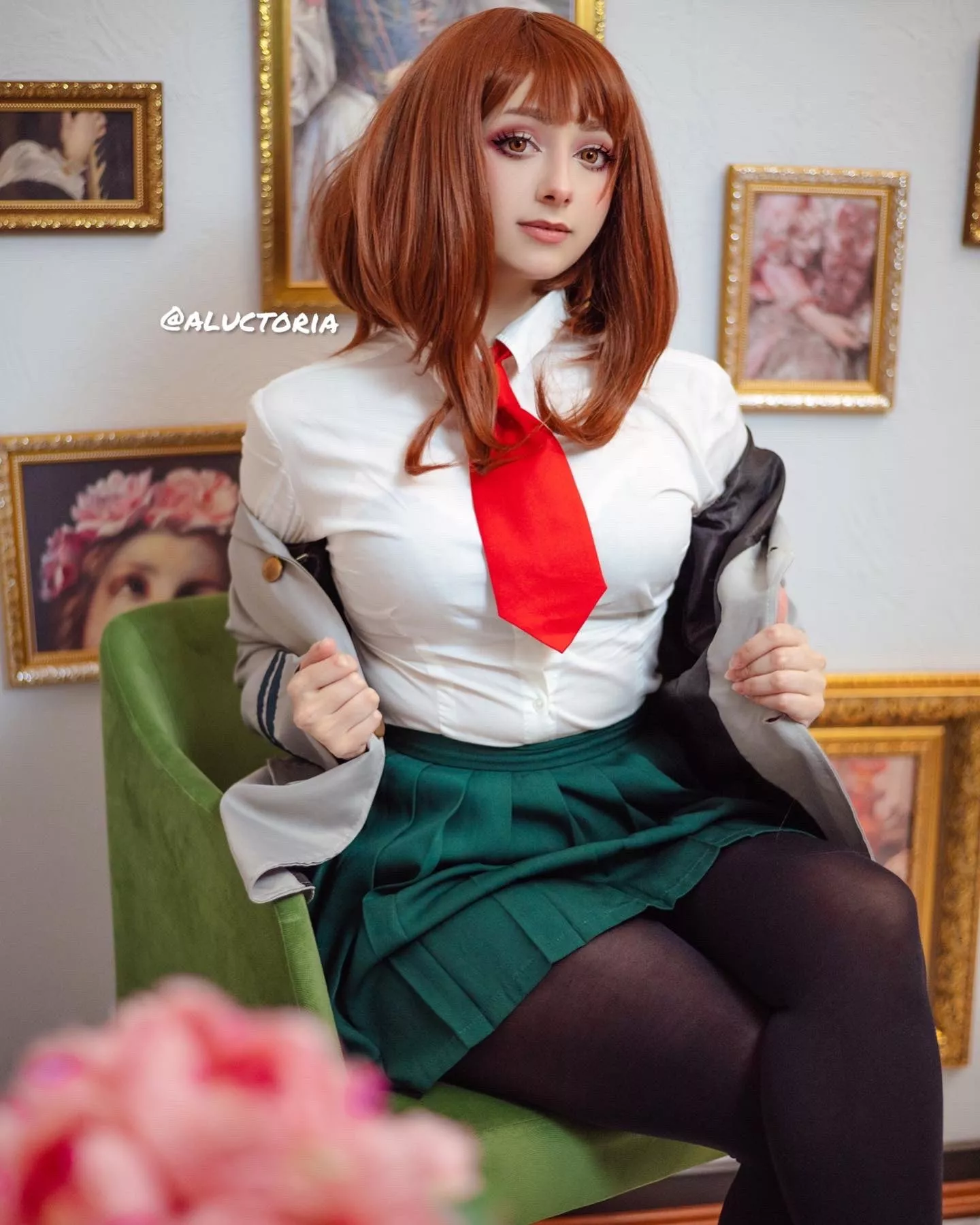 Uraraka Ochako cosplay by Aluctoria