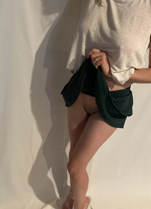 Use this married slut as you please😈💋