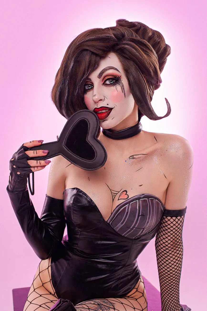 Valentine's Day Moxxi by Daria Rooz