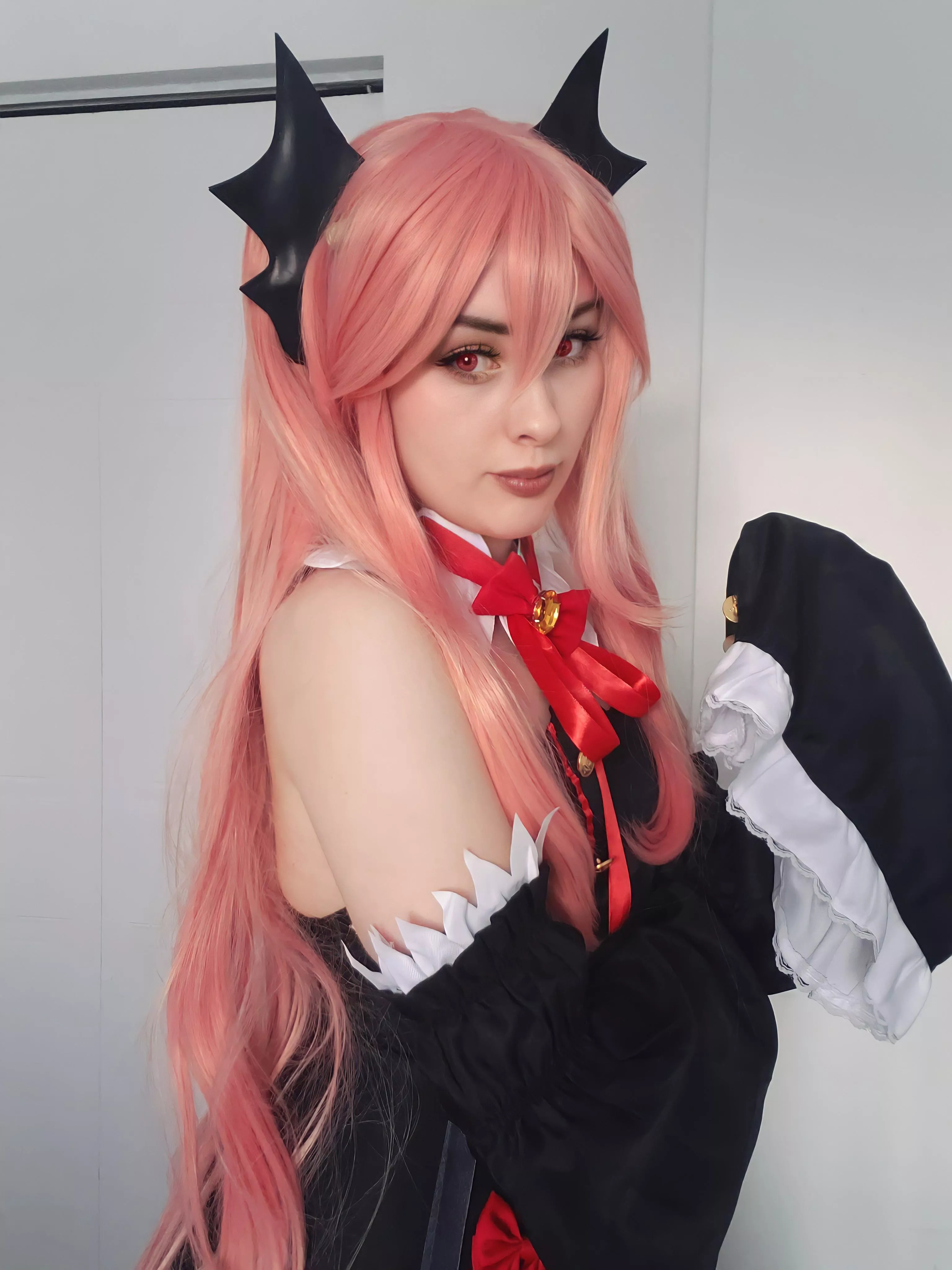 Vampire queen Krul by maree.beam