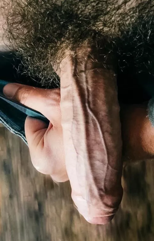 Veins for days.