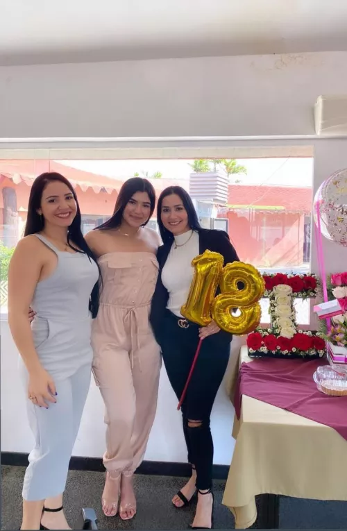 Venezuela Family🌸