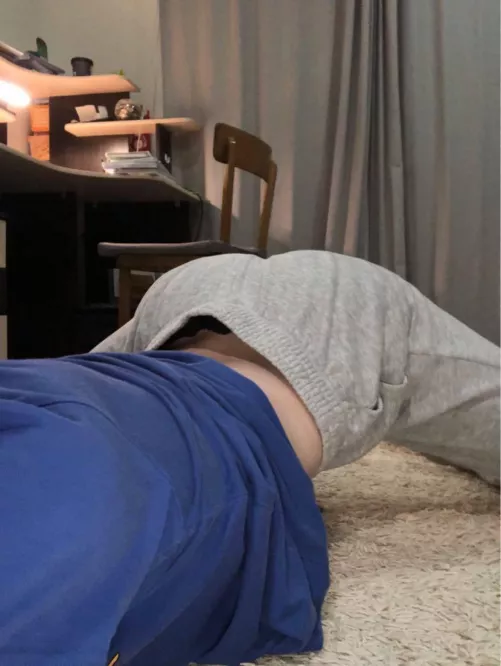 Verse bottom. Only big cocks!! Sn: elioharrison