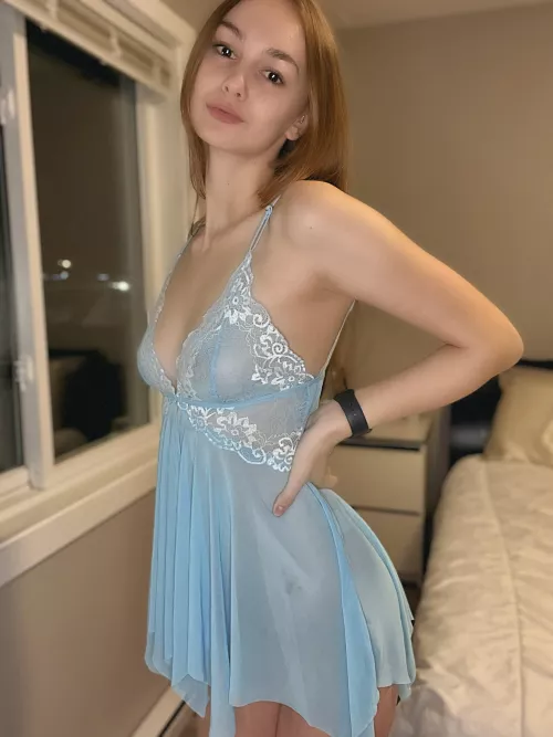 Very submissive and horny