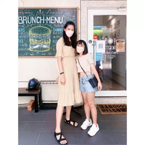 Waist height = shoulder height