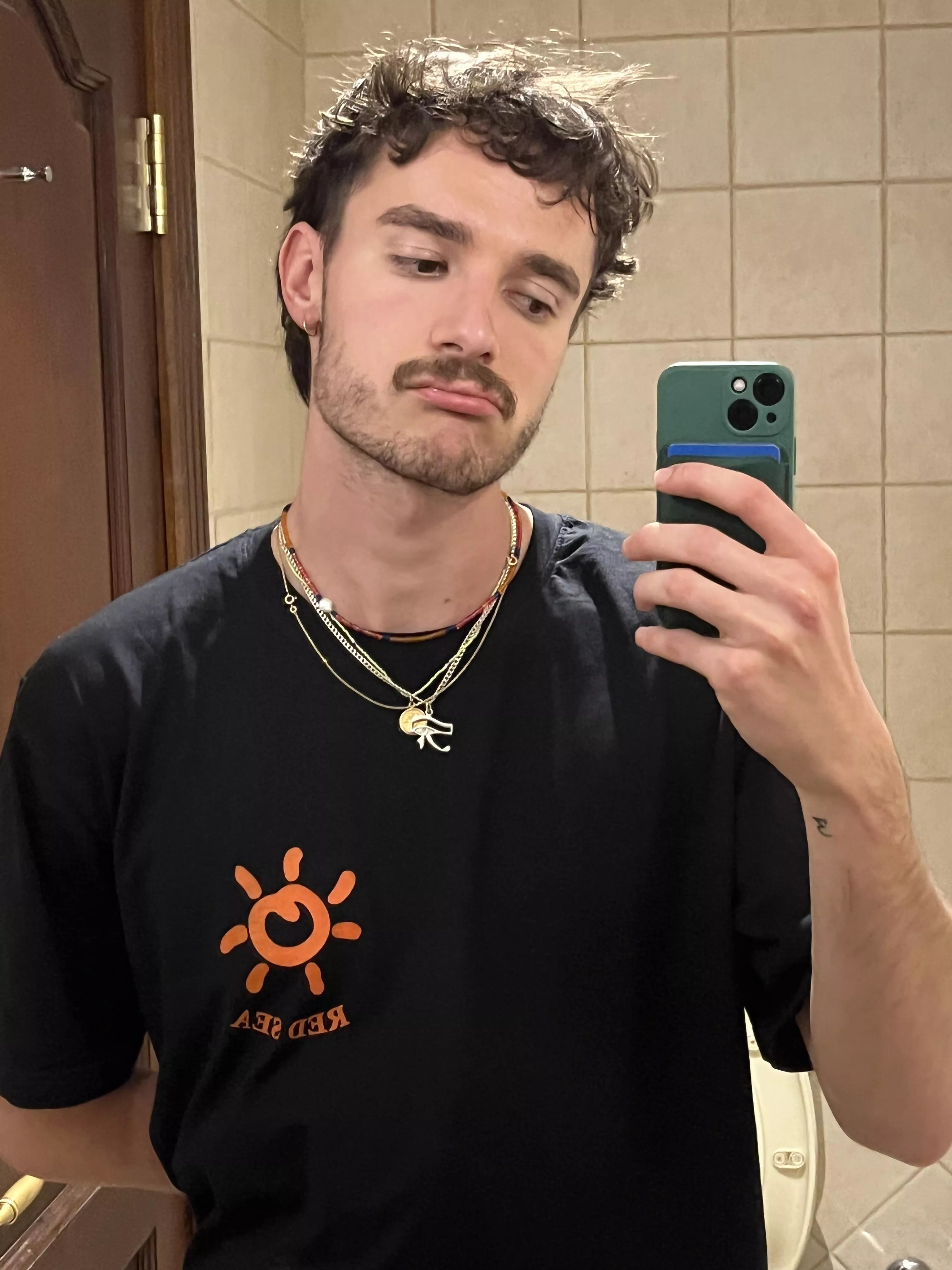 Waiting for my pcr test results to see if I can leave Egypt tmw or if I have to quarantine here for 14 days :)) wish me luck 🍀