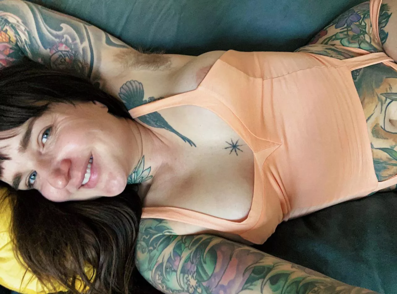 Waiting for you to take a sniff 🥰 Waiting for you to take a sniff 🥰