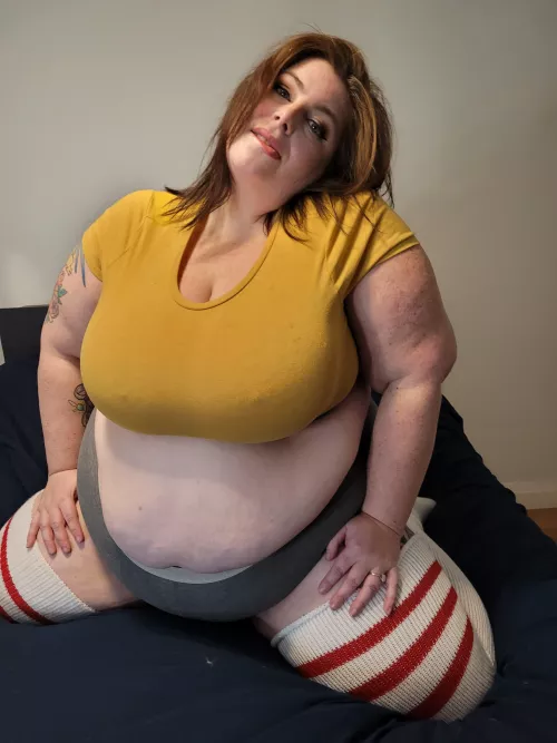 Waiting in bed for you ❤️❤️