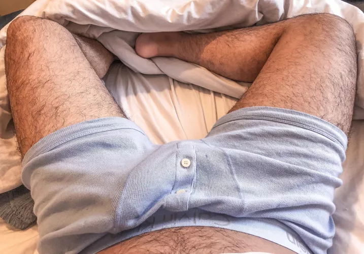 Waking up with a big boner 😏