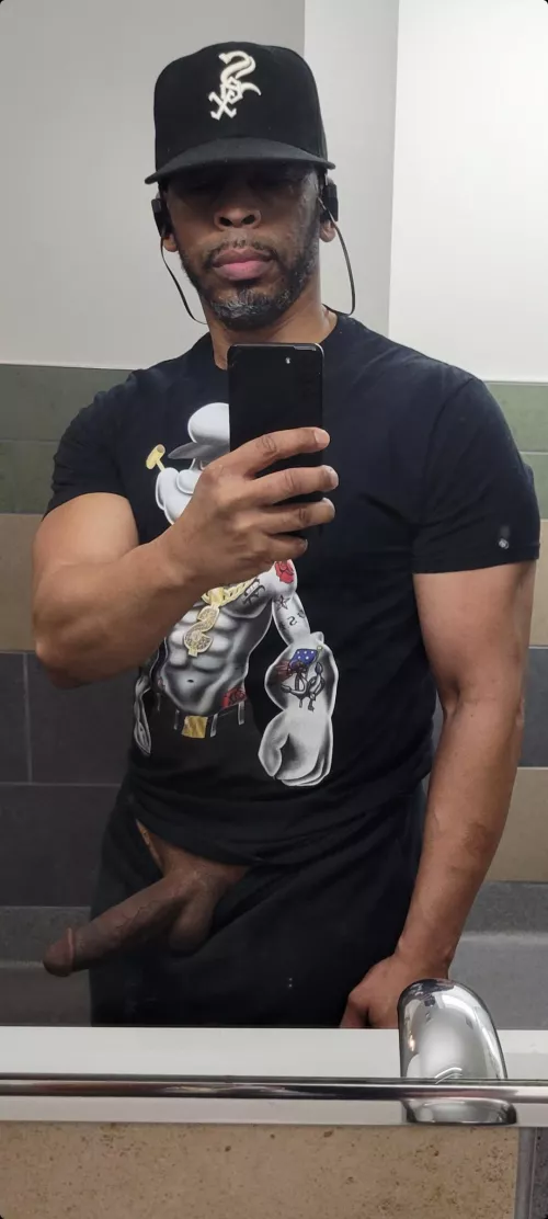 Wanna help me feed it more spinach?