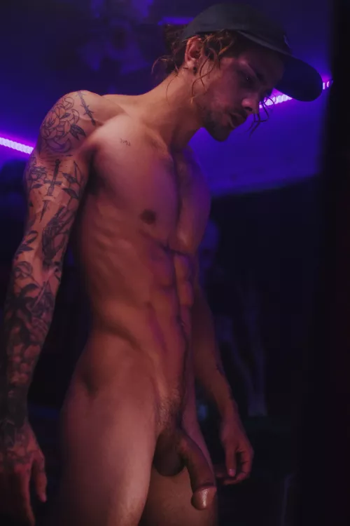 wanna hit a workout with me?