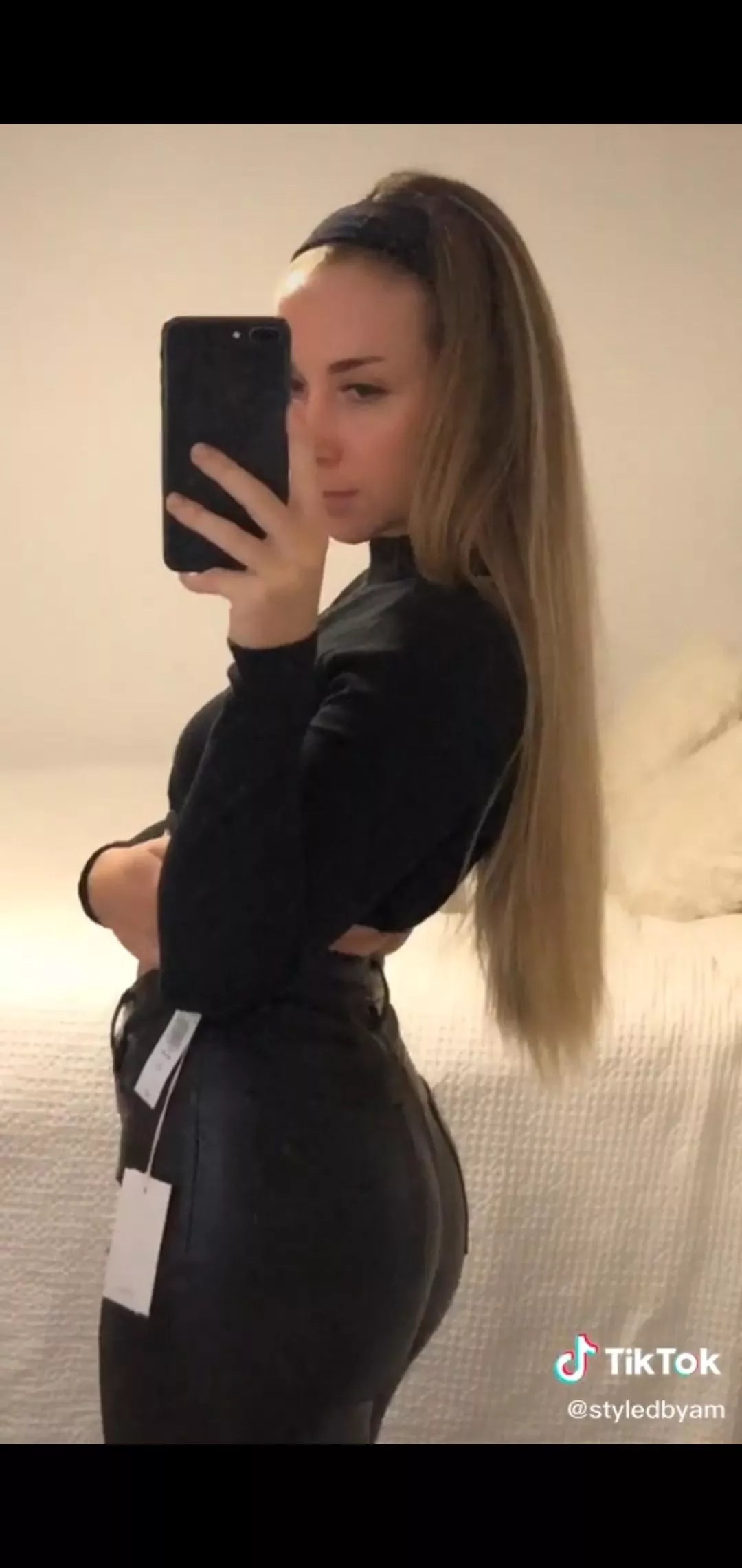 Wanna join my shiny snapchat group ( link in comments)