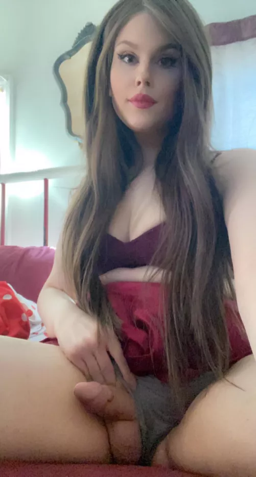 Wanna lick it? 🥰