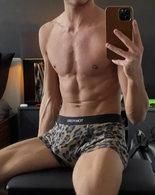 Wanna lick my body?😈 link in bio if you want more🤪