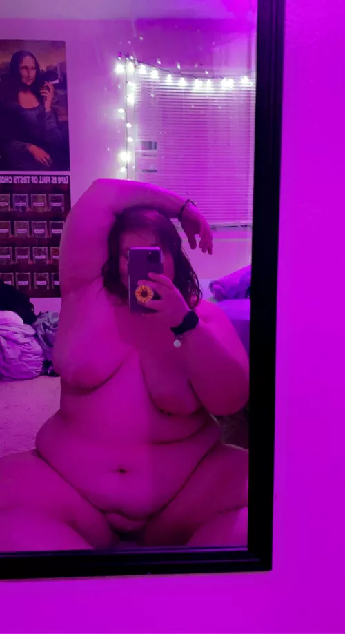 wanna see me get fucked? link in bio ;)